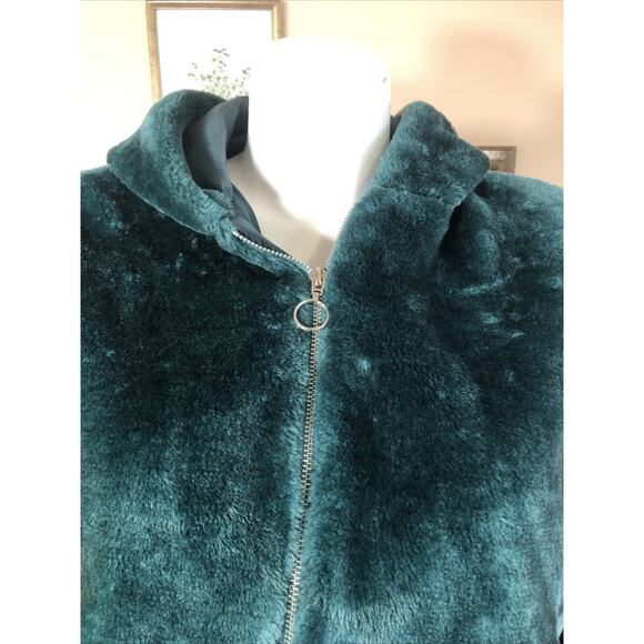 NWOT Outer Edge Green Faux Fur Cropped Jacket Hood Medium Pockets Zipper - Picture 5 of 12